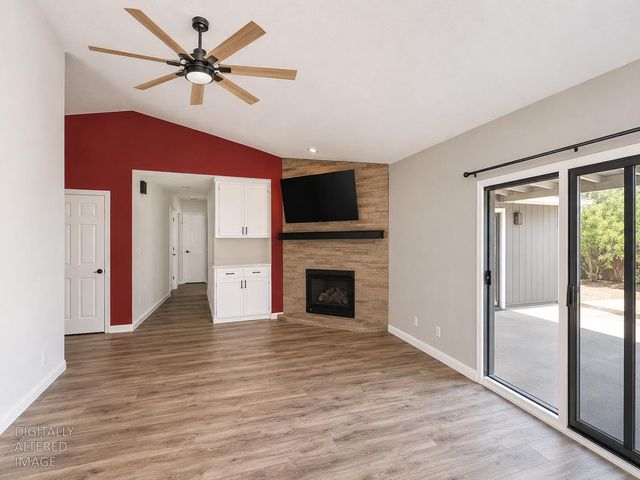 1530 Vista Creek Dr, Roseville, CA 95661
