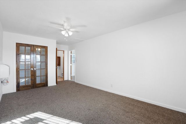 424 Airport Drive SW, Albuquerque, NM 87121