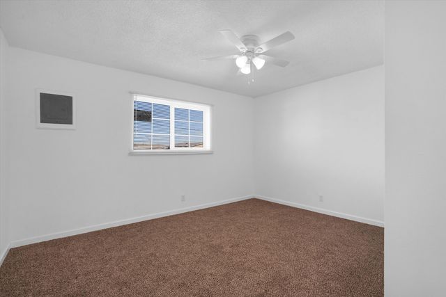 424 Airport Drive SW, Albuquerque, NM 87121