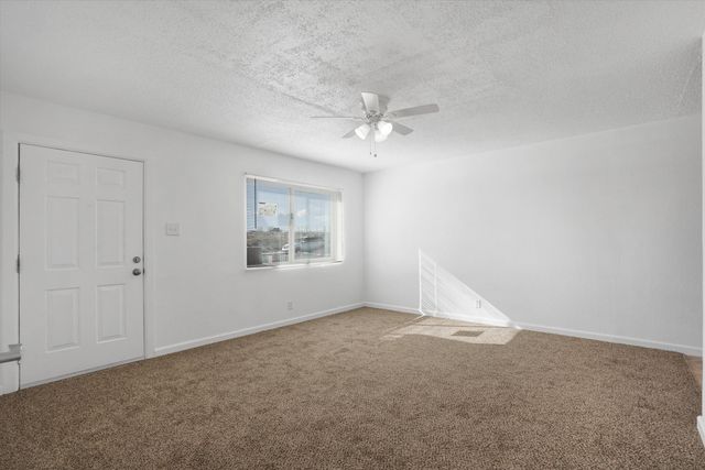 424 Airport Drive SW, Albuquerque, NM 87121