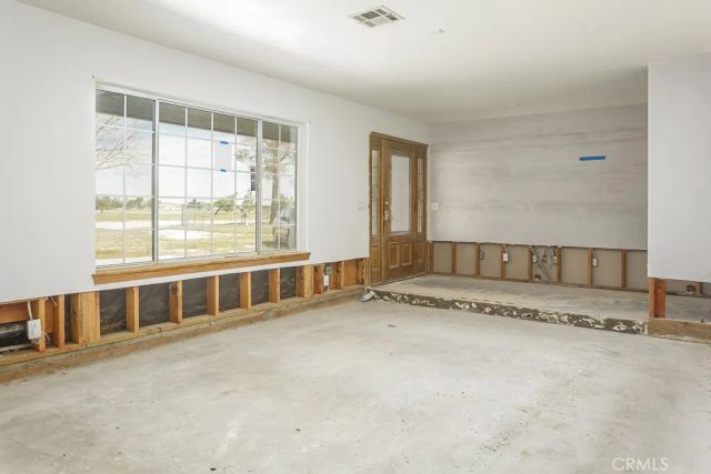 8718 W Avenue D12, Lancaster, CA 93536