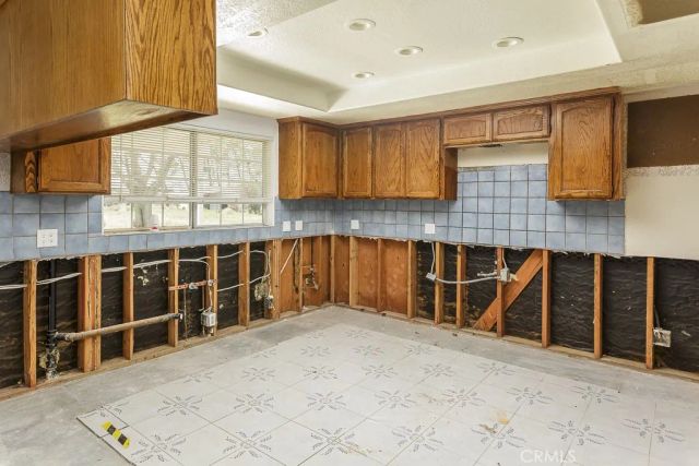 8718 W Avenue D12, Lancaster, CA 93536