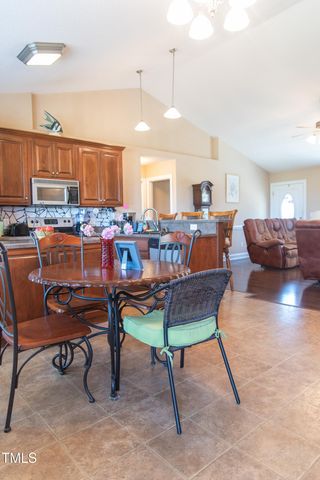 81 Beasley Estates Drive, Benson, NC 27504
