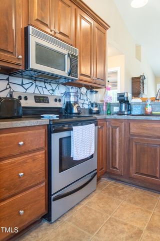 81 Beasley Estates Drive, Benson, NC 27504