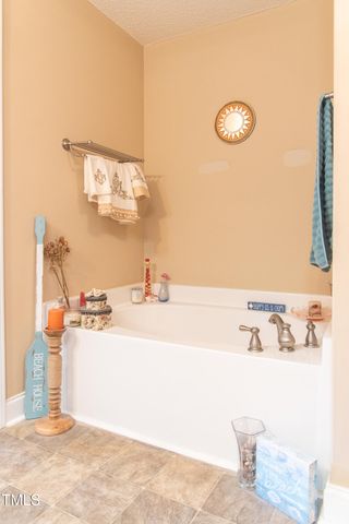 81 Beasley Estates Drive, Benson, NC 27504