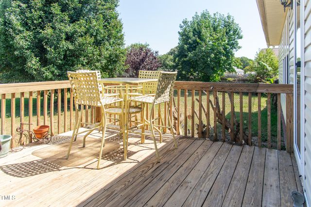 81 Beasley Estates Drive, Benson, NC 27504