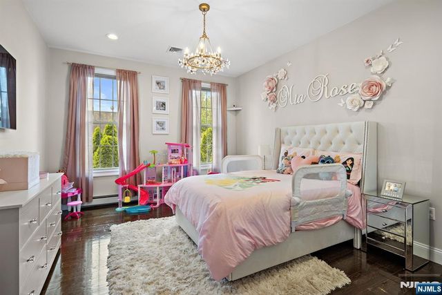 56 Lilac Lane, Paramus, NJ 07652