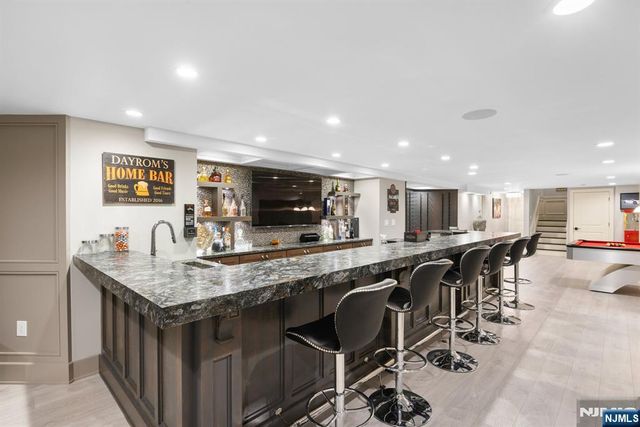 56 Lilac Lane, Paramus, NJ 07652