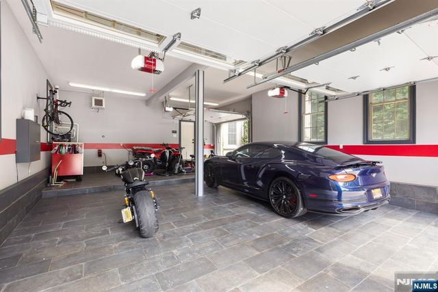 56 Lilac Lane, Paramus, NJ 07652