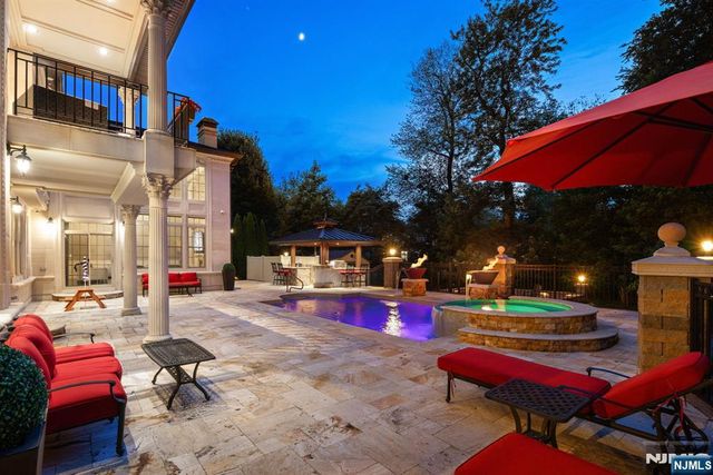 56 Lilac Lane, Paramus, NJ 07652