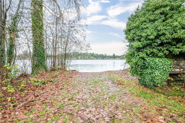 4423 121 Street SE, Tenino, WA 98589