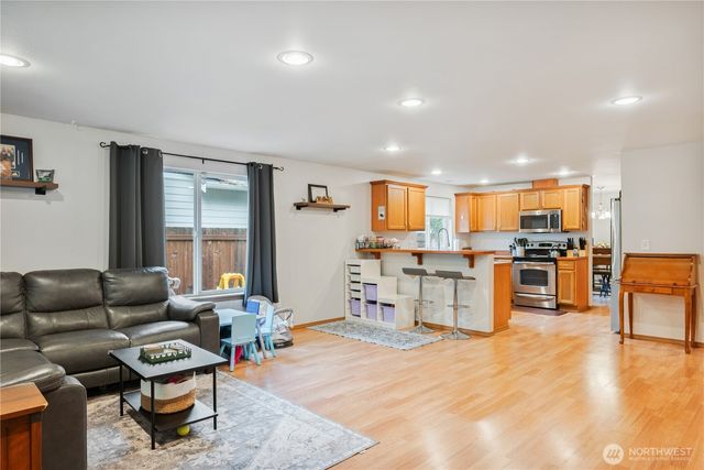 4423 121 Street SE, Tenino, WA 98589