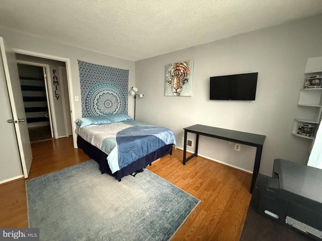 12 JUNIPER WAY, Hamilton, NJ 08619