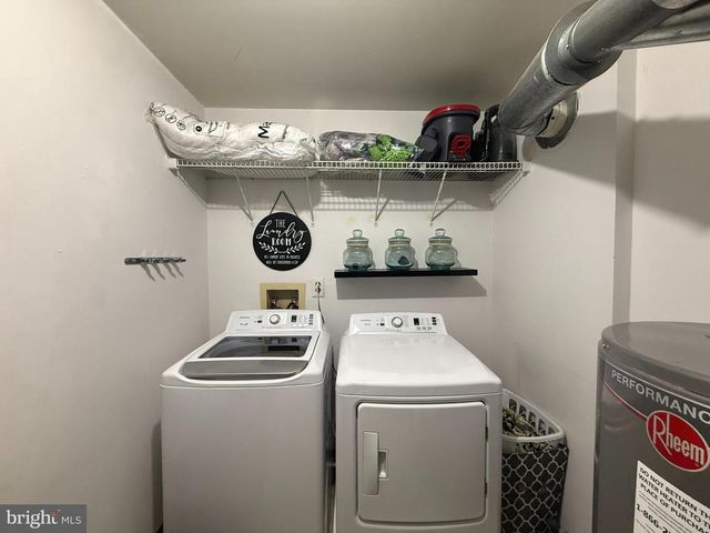 12 JUNIPER WAY, Hamilton, NJ 08619