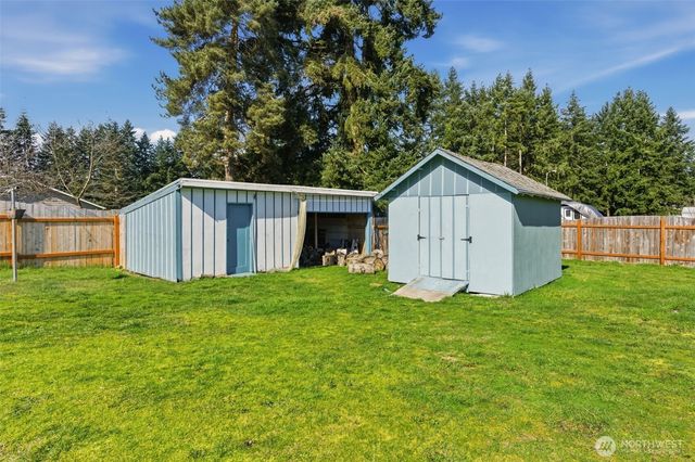 18731 Nutmeg Street SW, Rochester, WA 98579