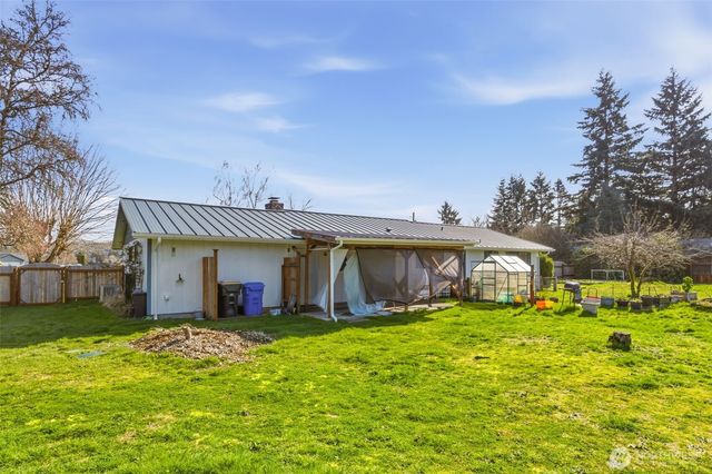 18731 Nutmeg Street SW, Rochester, WA 98579