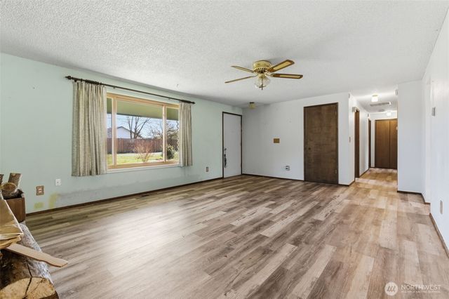 18731 Nutmeg Street SW, Rochester, WA 98579