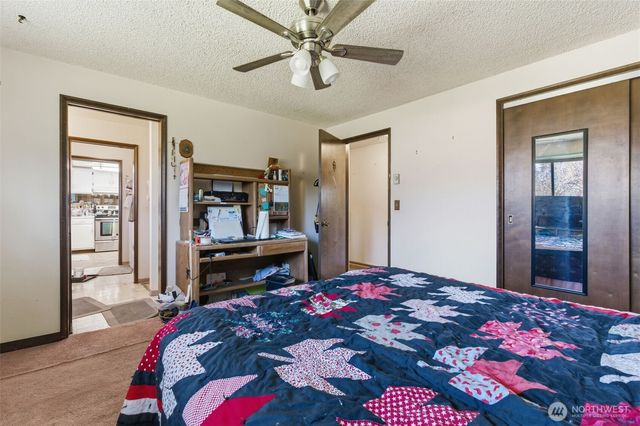 18731 Nutmeg Street SW, Rochester, WA 98579