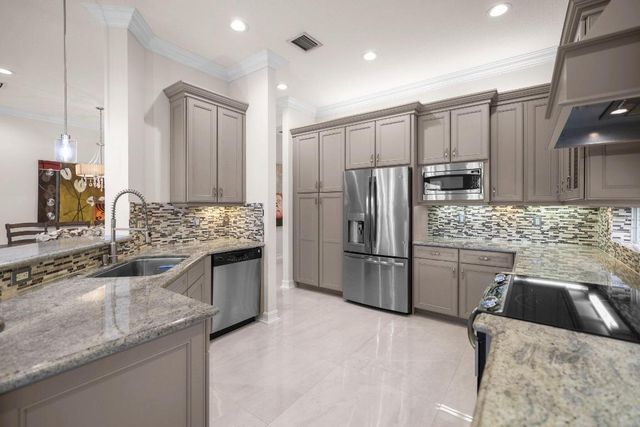 8408 Serena Creek Avenue, Boynton Beach, FL 33473