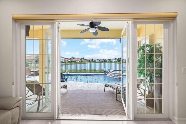 8408 Serena Creek Avenue, Boynton Beach, FL 33473