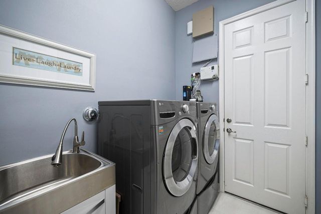 8408 Serena Creek Avenue, Boynton Beach, FL 33473