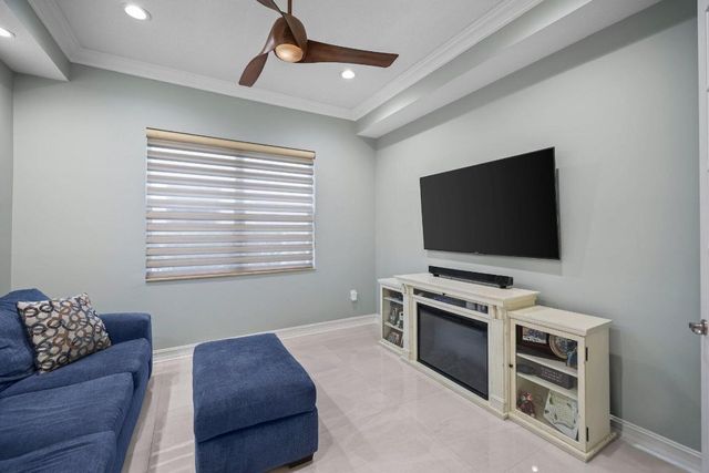 8408 Serena Creek Avenue, Boynton Beach, FL 33473