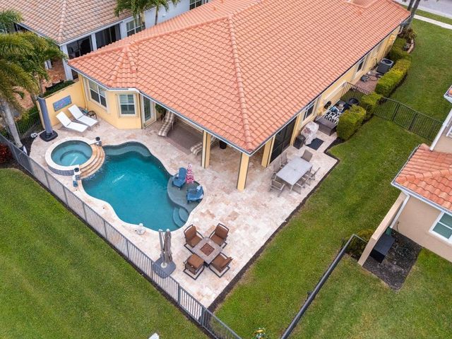 8408 Serena Creek Avenue, Boynton Beach, FL 33473