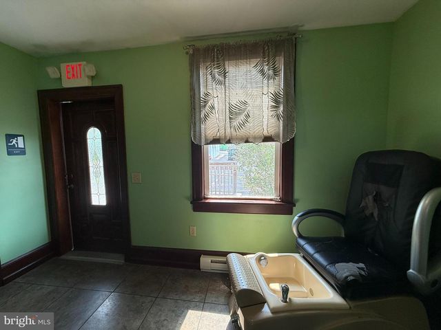 40 HOCKERSVILLE RD, Hershey, PA 17033