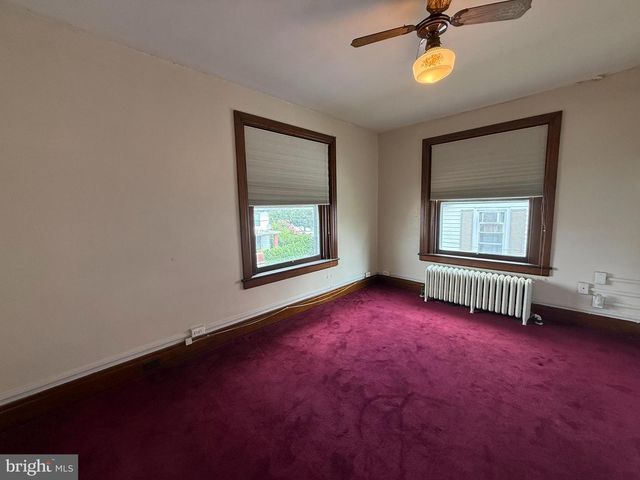 40 HOCKERSVILLE RD, Hershey, PA 17033