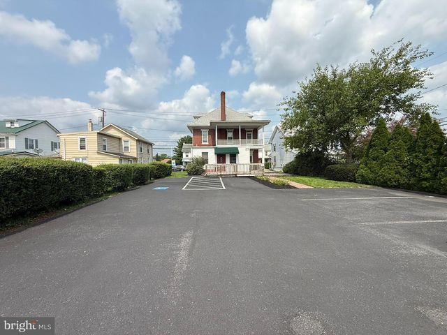 40 HOCKERSVILLE RD, Hershey, PA 17033