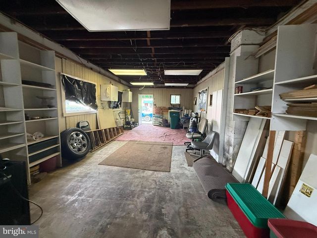 40 HOCKERSVILLE RD, Hershey, PA 17033