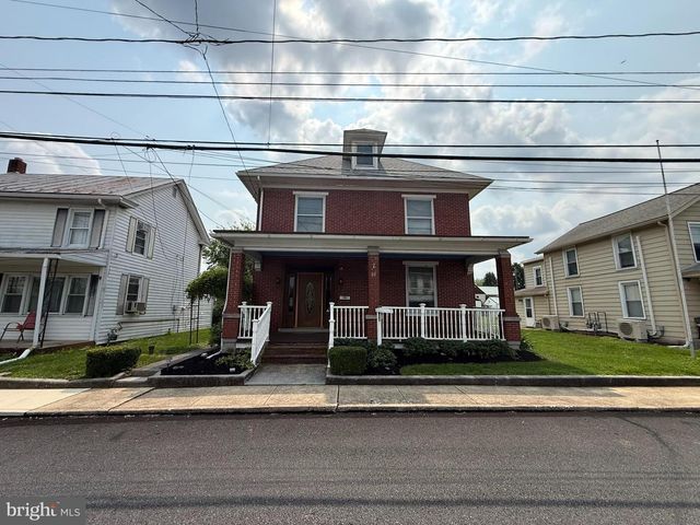 40 HOCKERSVILLE RD, Hershey, PA 17033