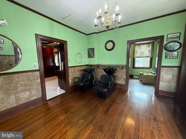 40 HOCKERSVILLE RD, Hershey, PA 17033