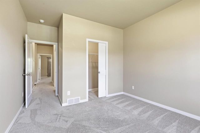 2948 CHRYSTELLA DRIVE, Menasha, WI 54952