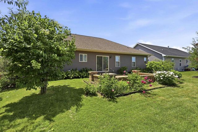 2948 CHRYSTELLA DRIVE, Menasha, WI 54952