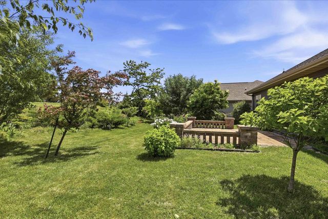 2948 CHRYSTELLA DRIVE, Menasha, WI 54952