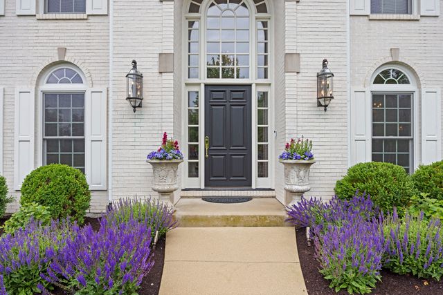 1110 Fox Glen Drive, St. Charles, IL 60174