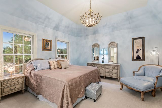 1110 Fox Glen Drive, St. Charles, IL 60174