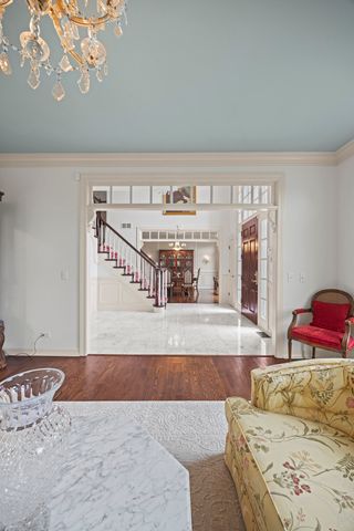 1110 Fox Glen Drive, St. Charles, IL 60174