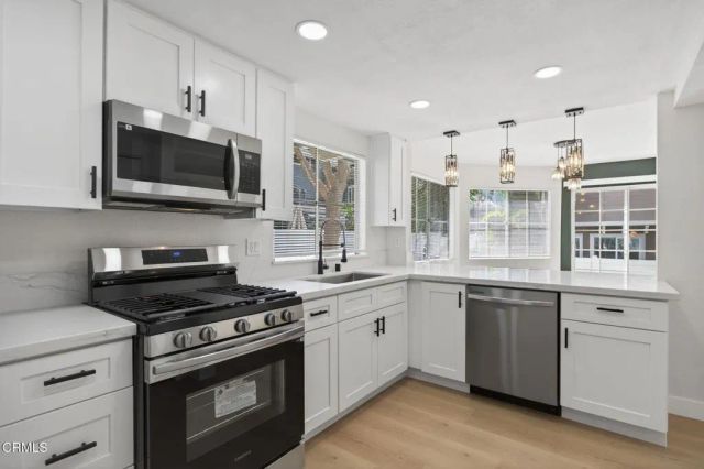 1948 Rory Lane 5, Simi Valley, CA 93063