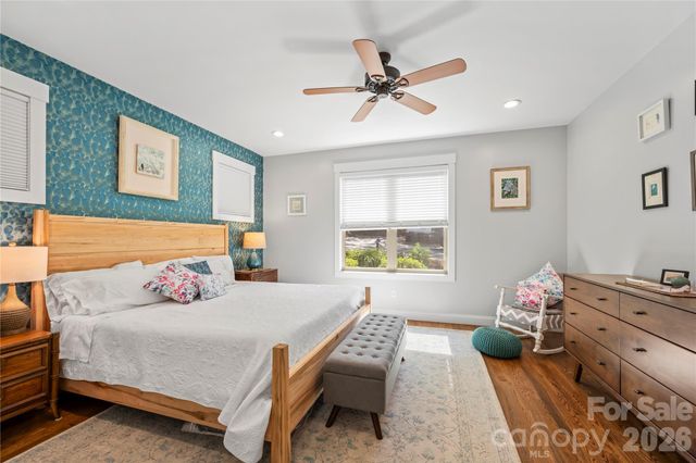 9 Elkmont Drive, Asheville, NC 28804