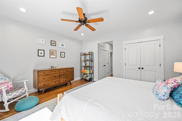 9 Elkmont Drive, Asheville, NC 28804