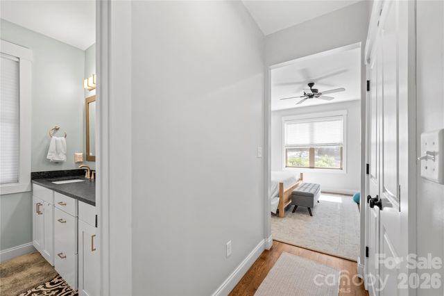 9 Elkmont Drive, Asheville, NC 28804