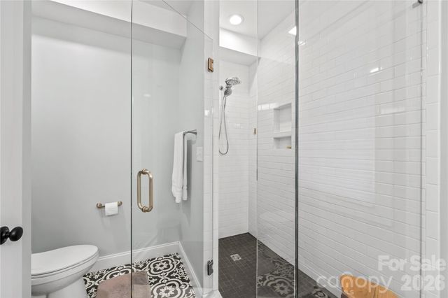9 Elkmont Drive, Asheville, NC 28804