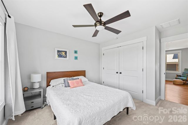 9 Elkmont Drive, Asheville, NC 28804