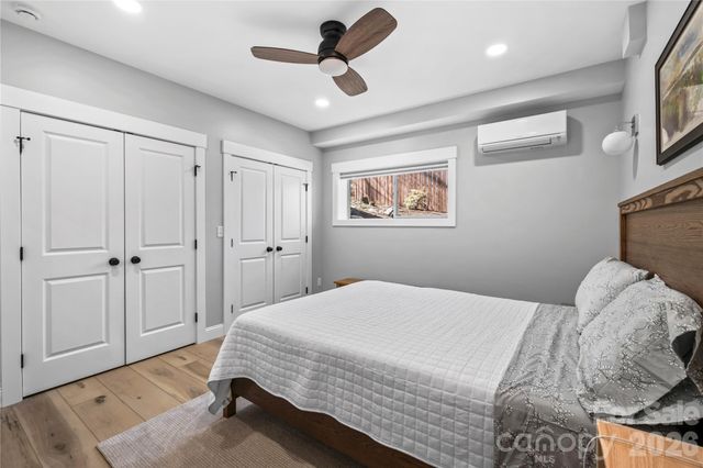 9 Elkmont Drive, Asheville, NC 28804
