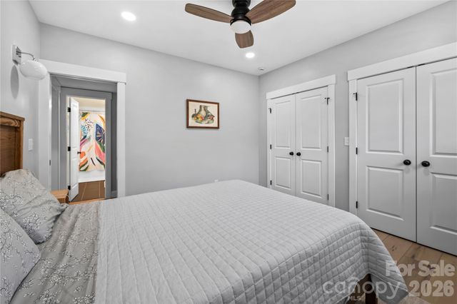 9 Elkmont Drive, Asheville, NC 28804