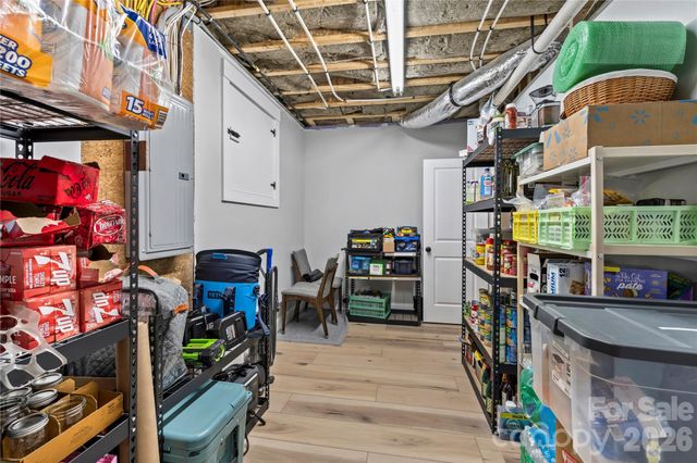 9 Elkmont Drive, Asheville, NC 28804
