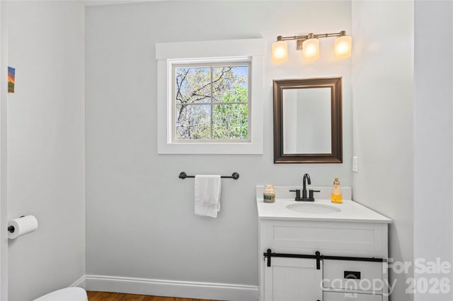 9 Elkmont Drive, Asheville, NC 28804