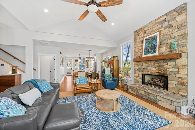 9 Elkmont Drive, Asheville, NC 28804